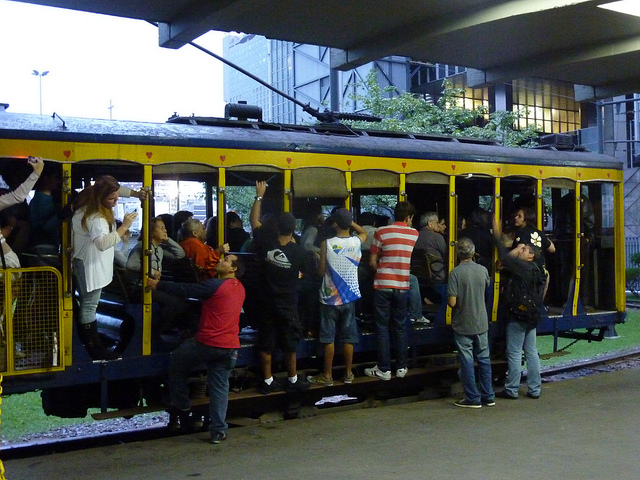 Non, les bus ne sont pas blindés&nbsp;!