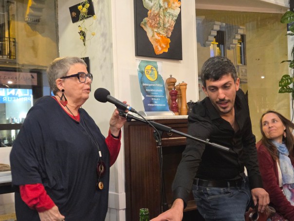 La poésie illumine la nuit au Bistrot&nbsp;Poète